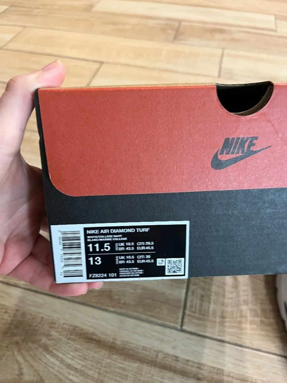 Unisex NEW Nike Air Diamond Turf FZ8224-101 - Mens 11.5 / Womens 13